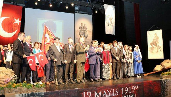 19 Mayıs Atatürkü Anma Gençlik Ve Spor Bayramı